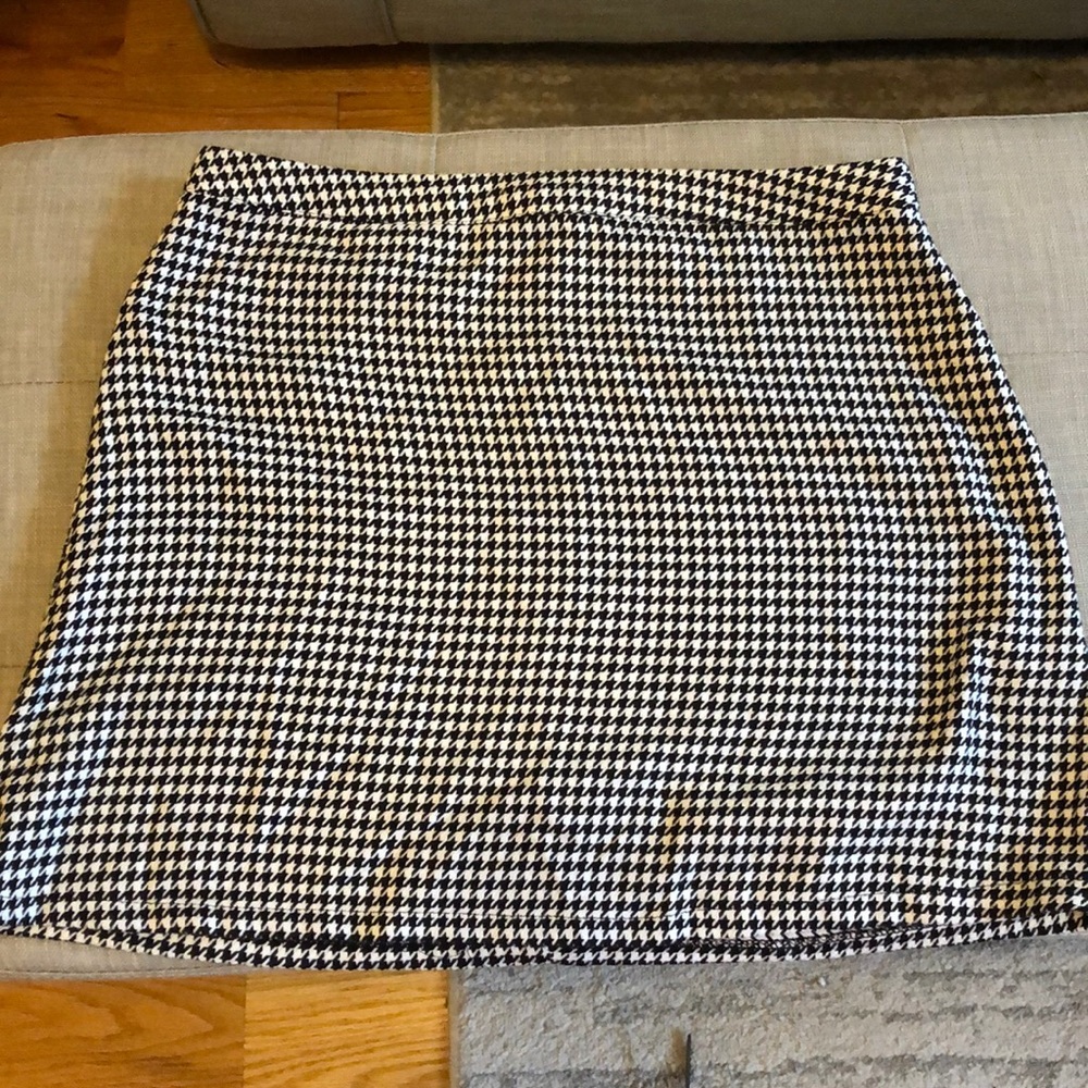 Houndstooth skirt from Primark